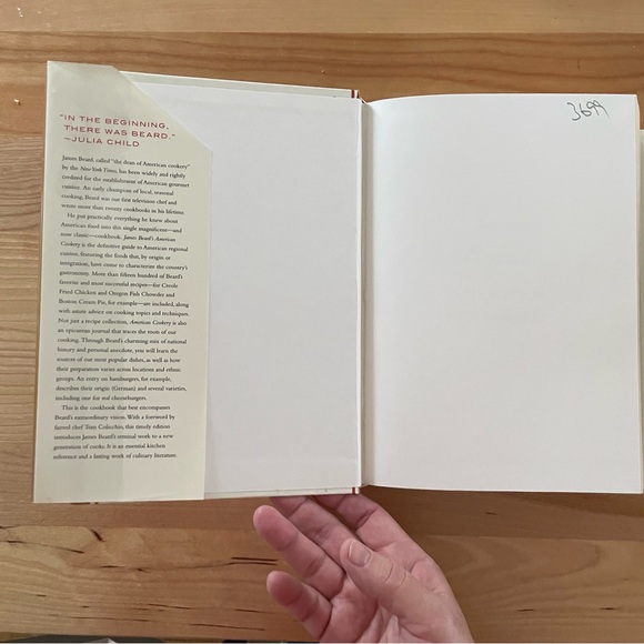 James Beards American Cookery 877 pages published by Little Brown and Company - Picture 4 of 6
